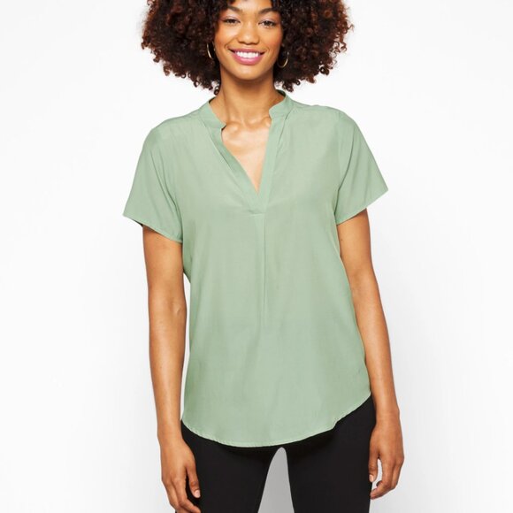 fun 2 fun Tops - FUN2FUN Emmie V-Neck Blouse Light Green Split Neck Size XXL